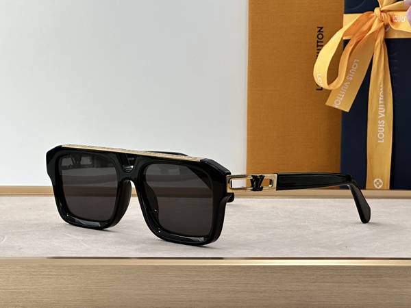 Louis Vuitton Sunglasses Top Quality LVS03821